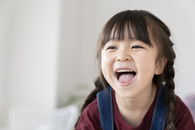 子供は何歳から歯医者（小児歯科）へ通えばいいの？